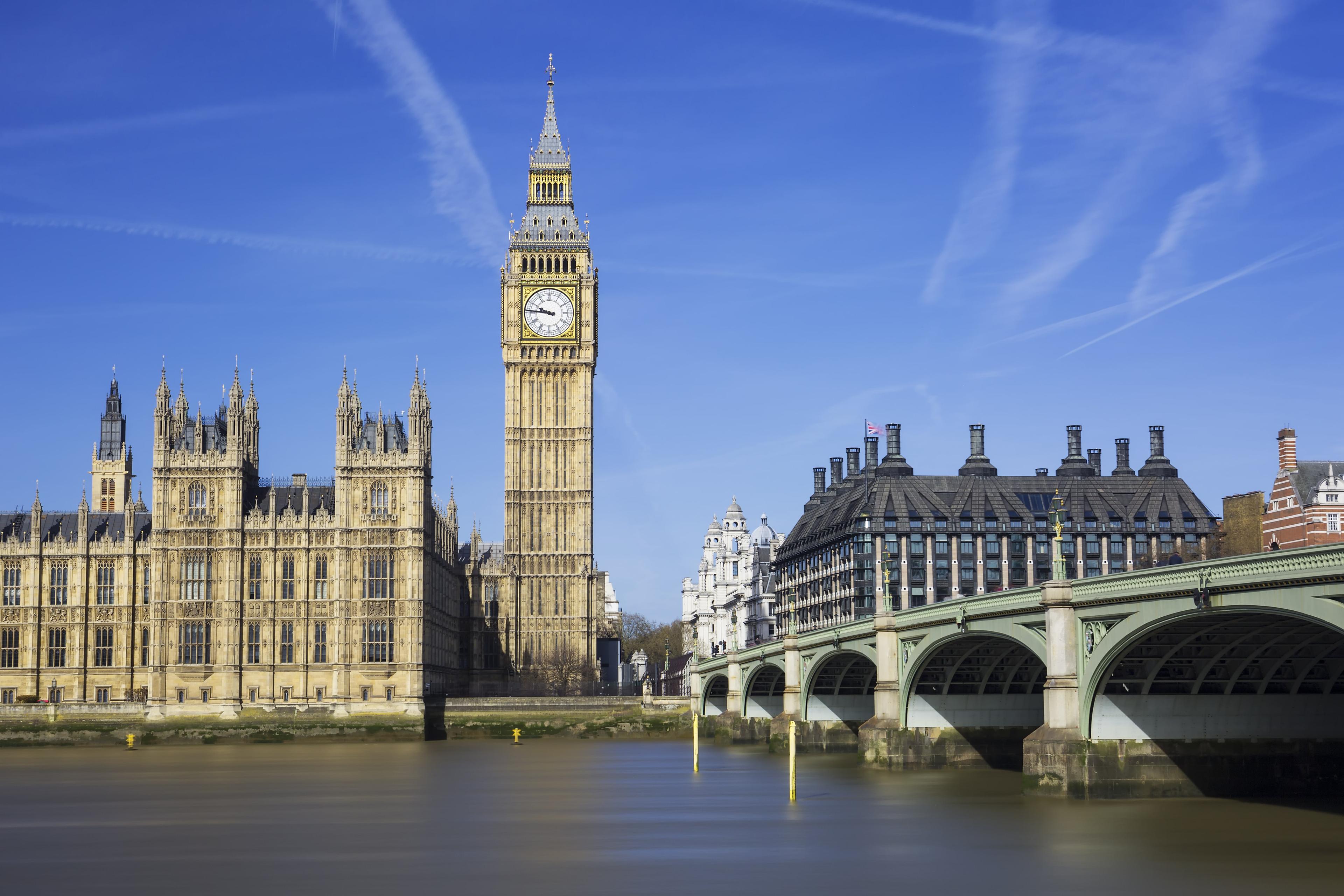 UK Property Market Outlook 2025: Post-Brexit Recovery and Investment Opportunities