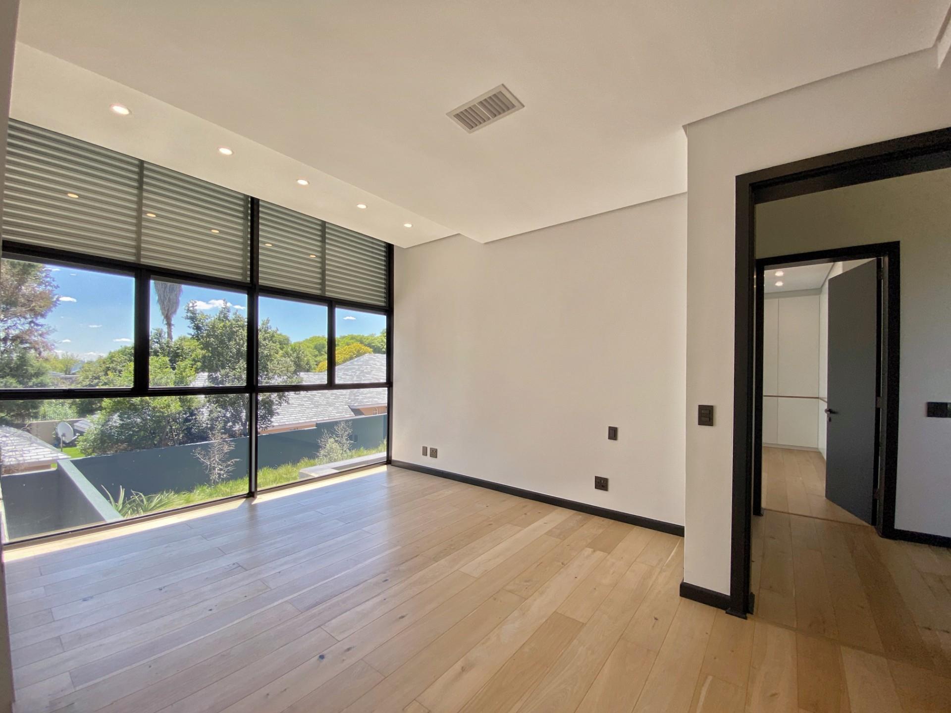 House in Bedfordview, Gauteng, South Africa — photograph 2