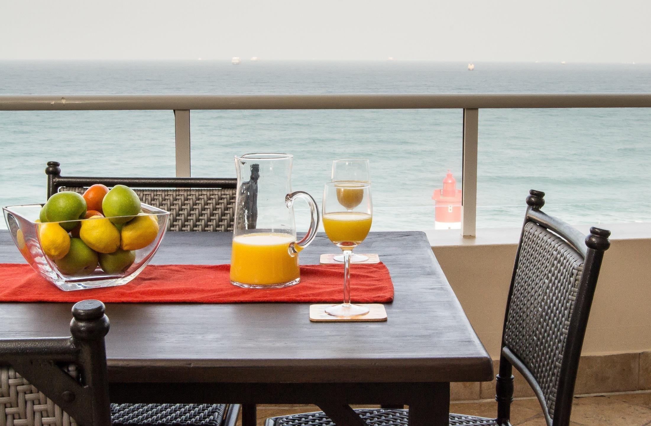 Apartment in Umhlanga, KwaZulu Natal, South Africa — photograph 1