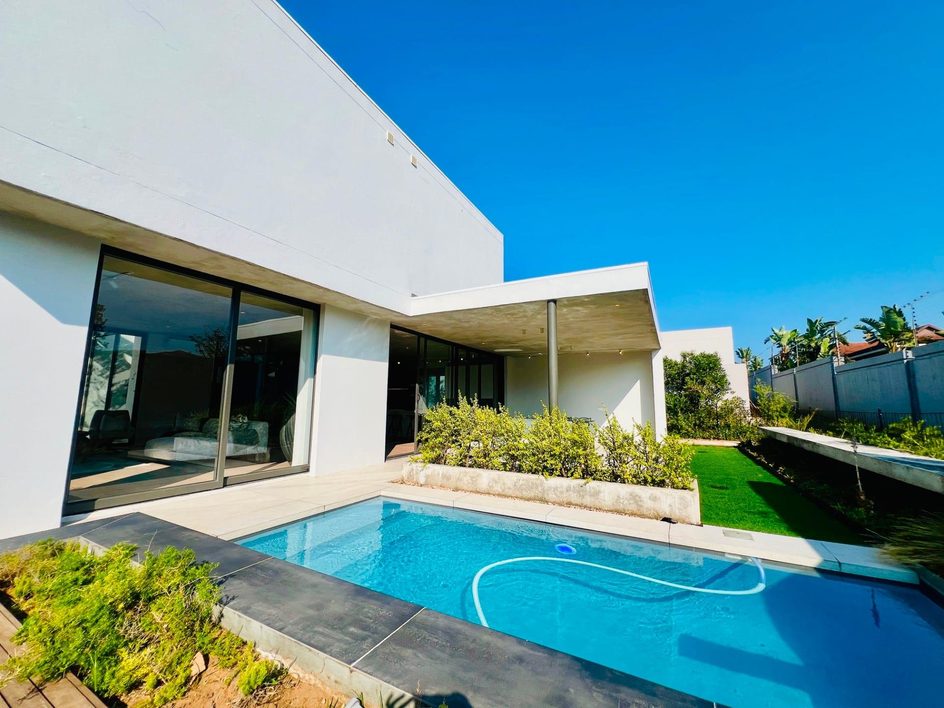 House in Umhlanga, KwaZulu Natal, South Africa — photograph 1