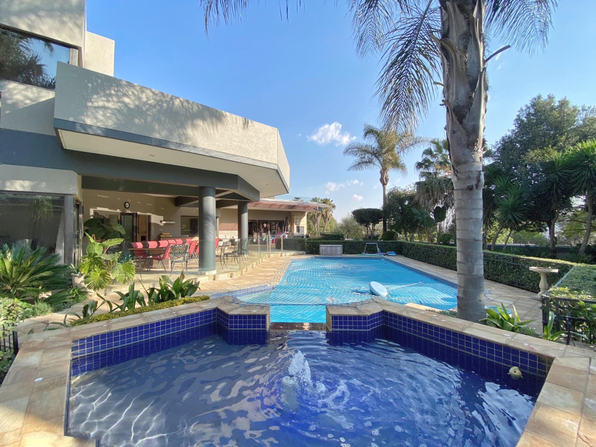 House in Bedfordview, Gauteng, South Africa — photograph 2