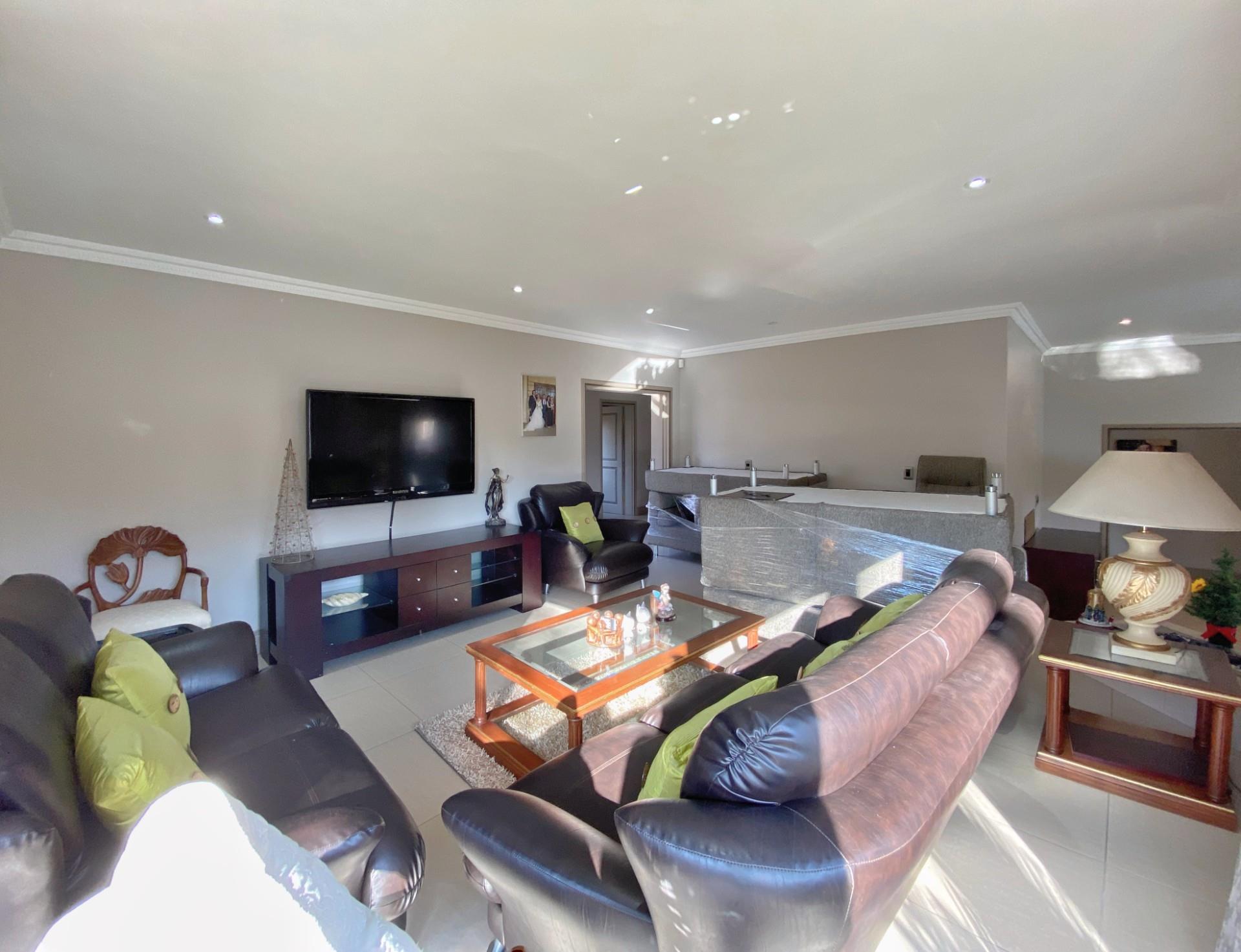 House in Bedfordview, Gauteng, South Africa — photograph 4