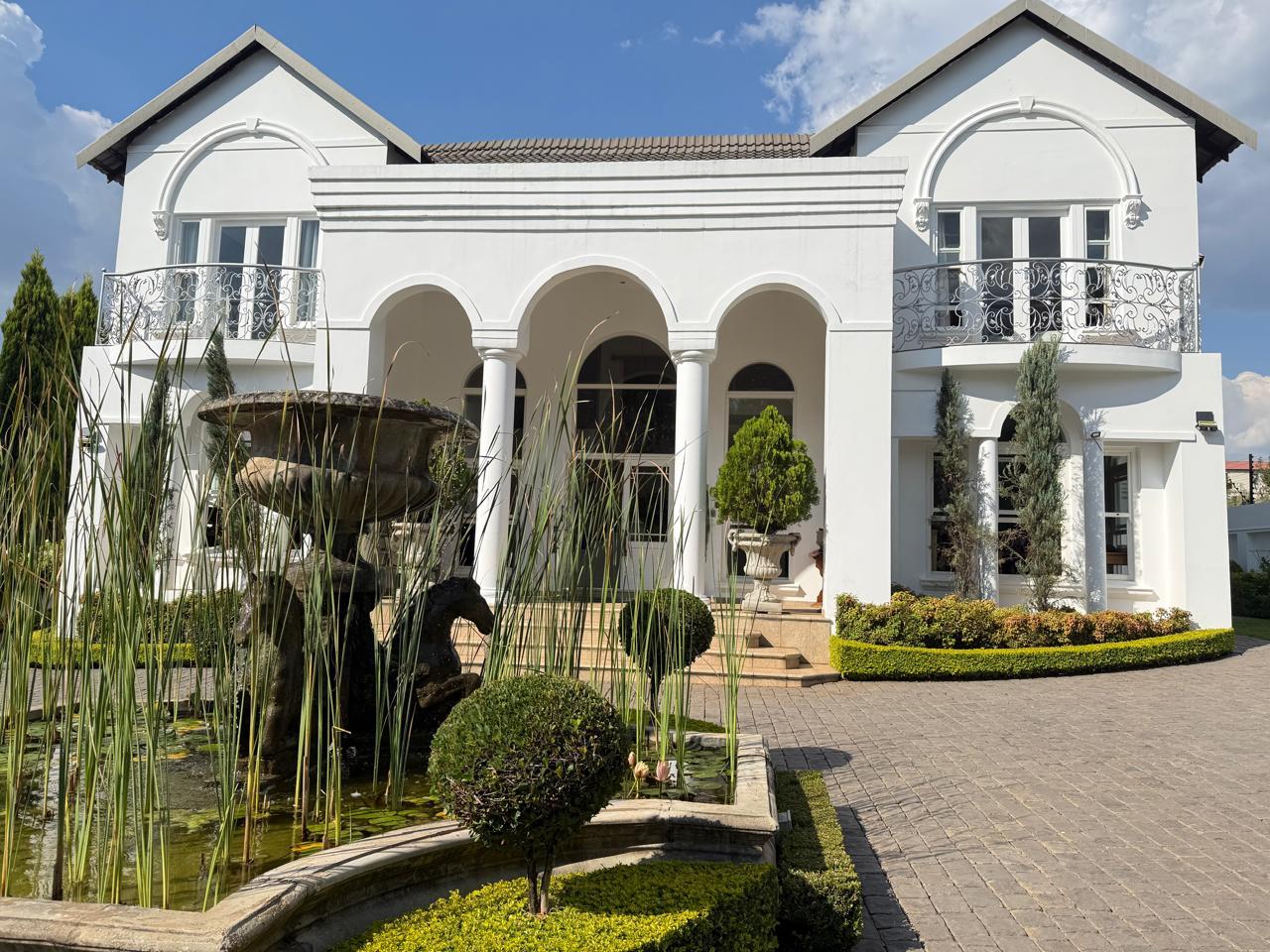 House in Rustenburg, North West, South Africa — photograph 1