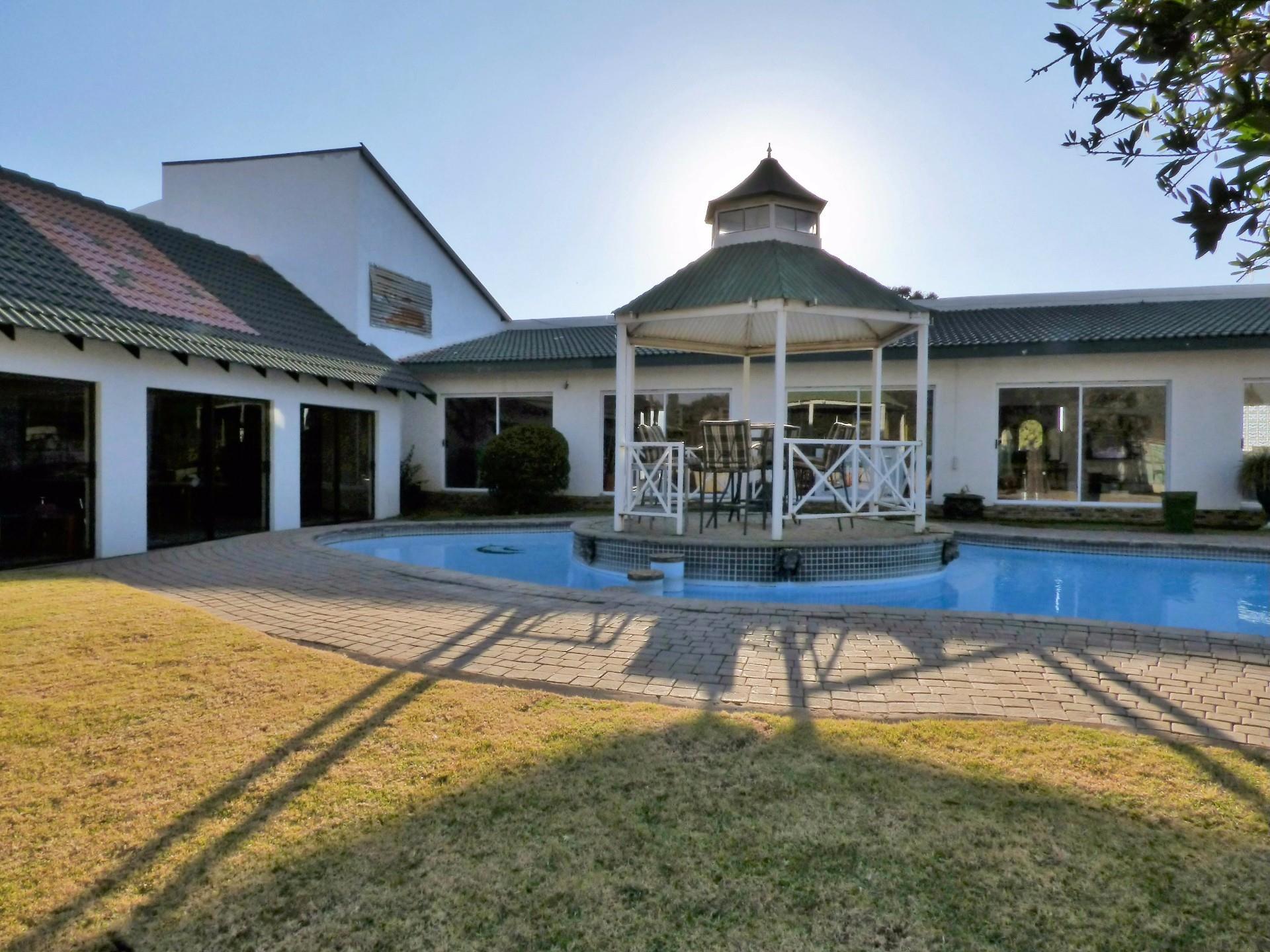 House in Benoni, Gauteng, South Africa — photograph 3