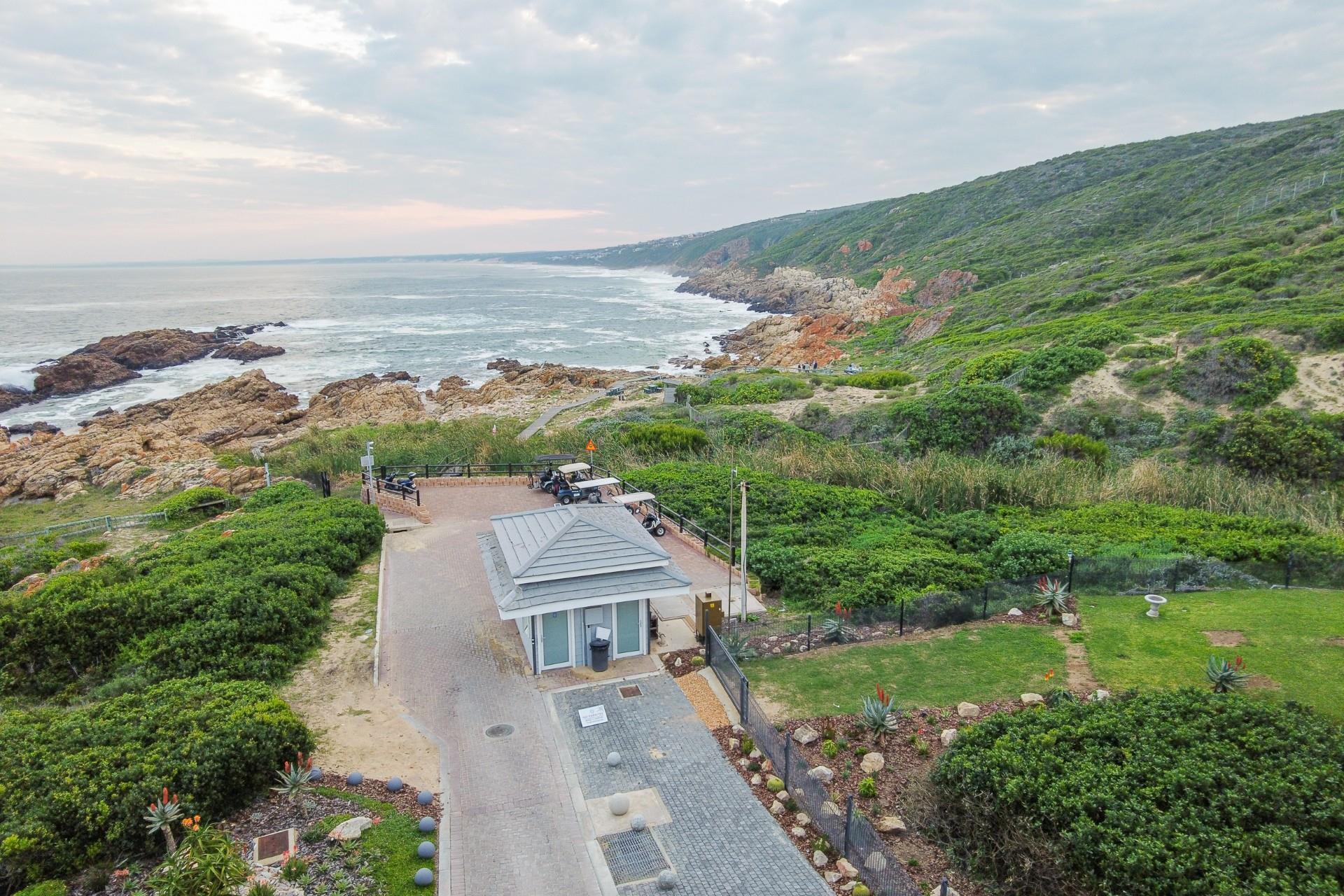 House in Mossel Bay, Western Cape, South Africa — photograph 1