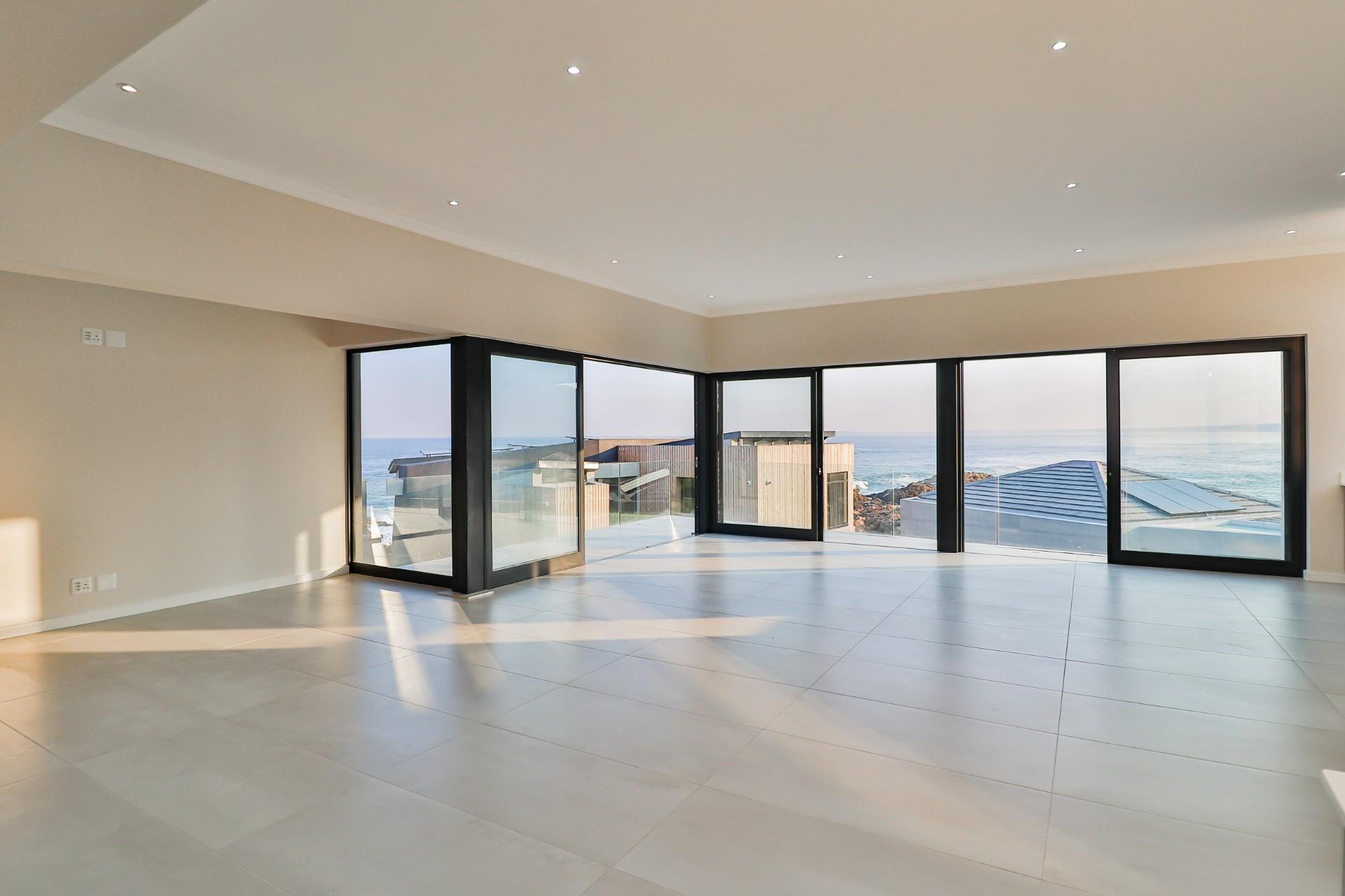 House in Mossel Bay, Western Cape, South Africa — photograph 4