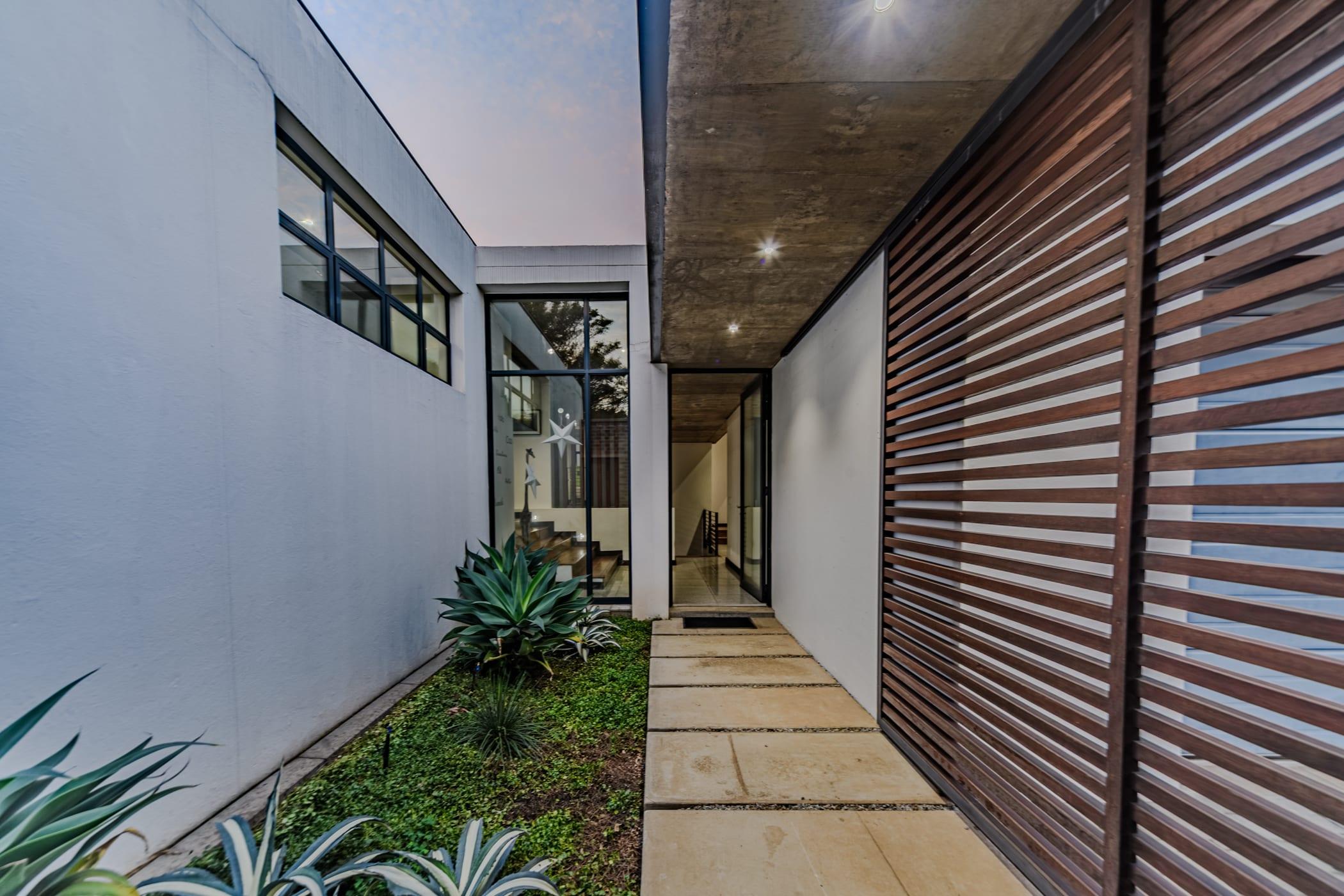 House in Centurion, Gauteng, South Africa — photograph 5