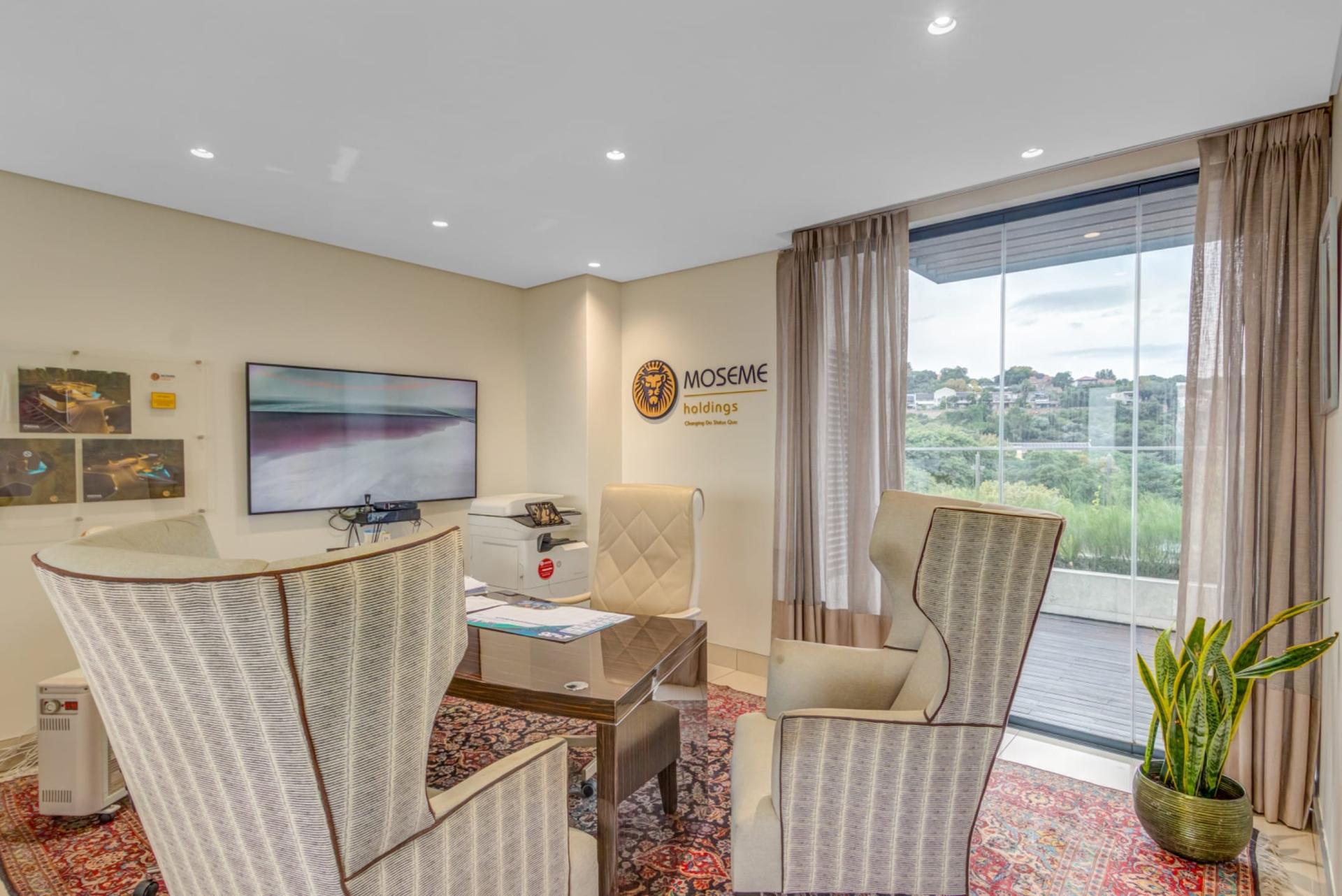Duplex Penthouse in Houghton Estate — photograph 5