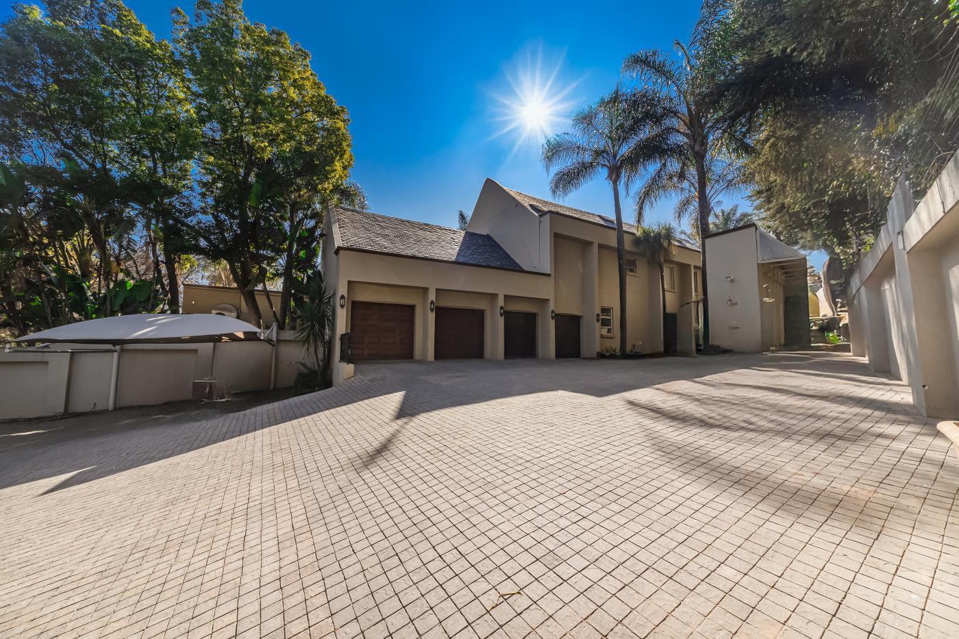 House in Sandton, Gauteng, South Africa — photograph 3