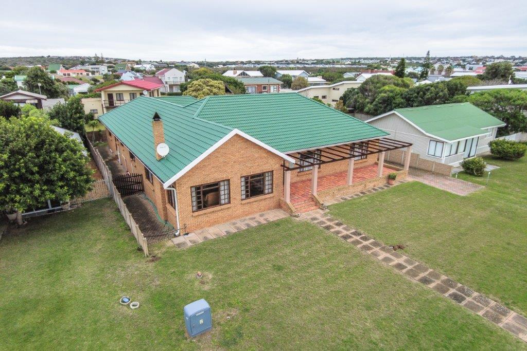 Stilbaai Wes River-View Home — photograph 3