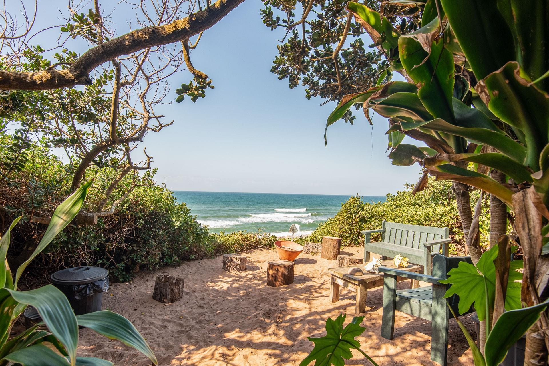 House in Zinkwazi Beach, KwaZulu Natal, South Africa — photograph 2
