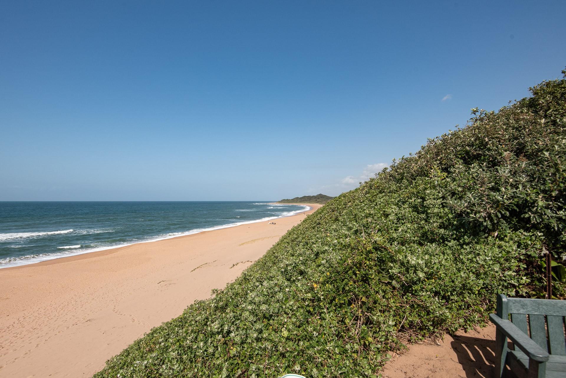 House in Zinkwazi Beach, KwaZulu Natal, South Africa — photograph 4