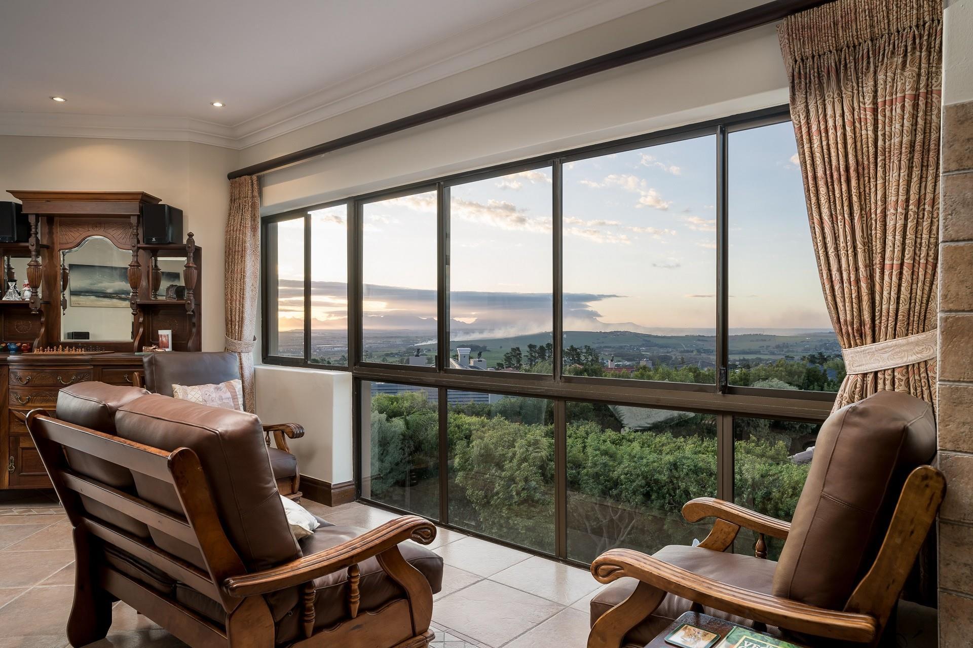 House in Somerset West, Western Cape, South Africa — photograph 4