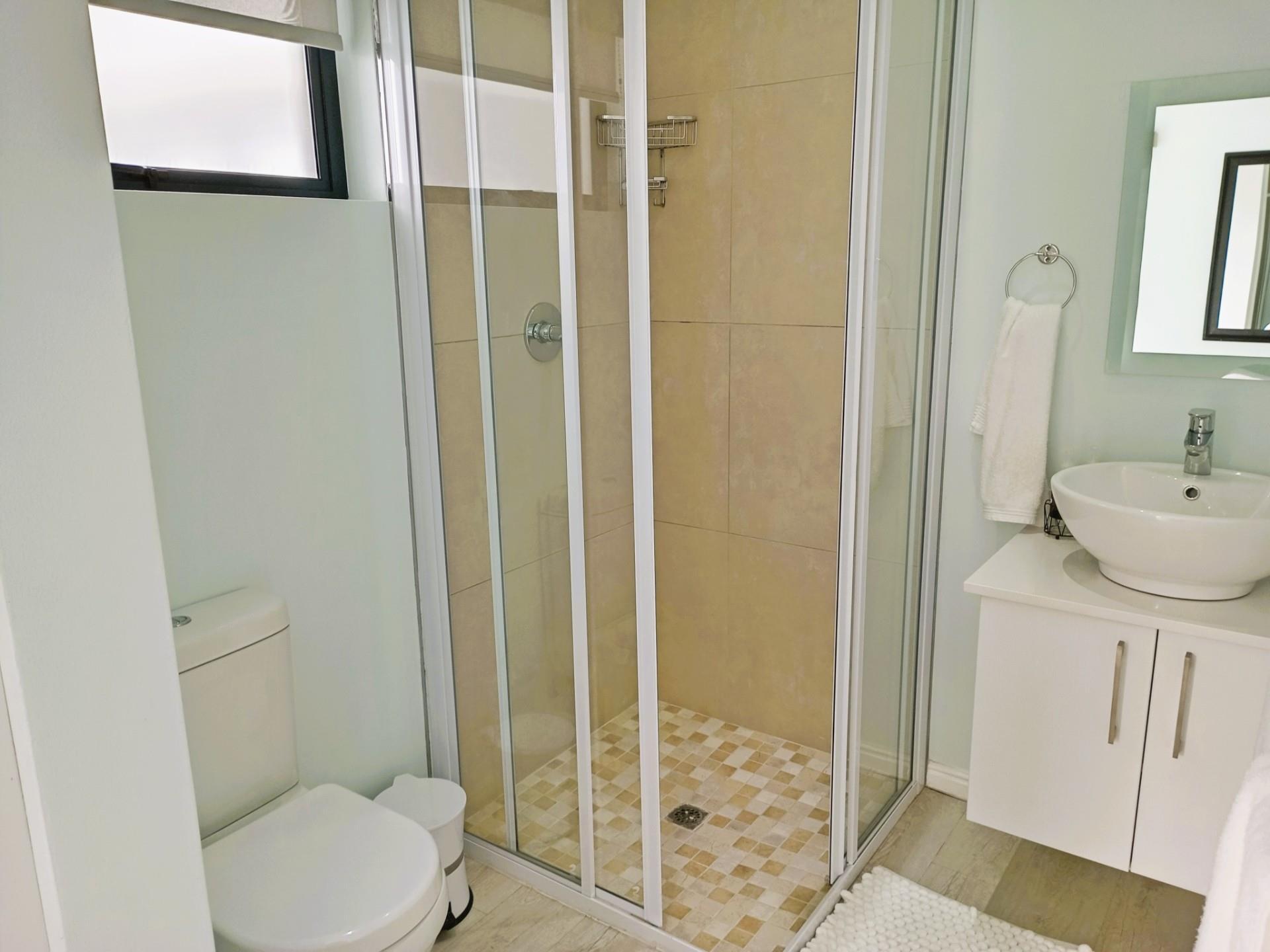 3 Properties, 110m Waterfront, Furniture, Kombi & Boat – All in One Package!<br/> — photograph 4