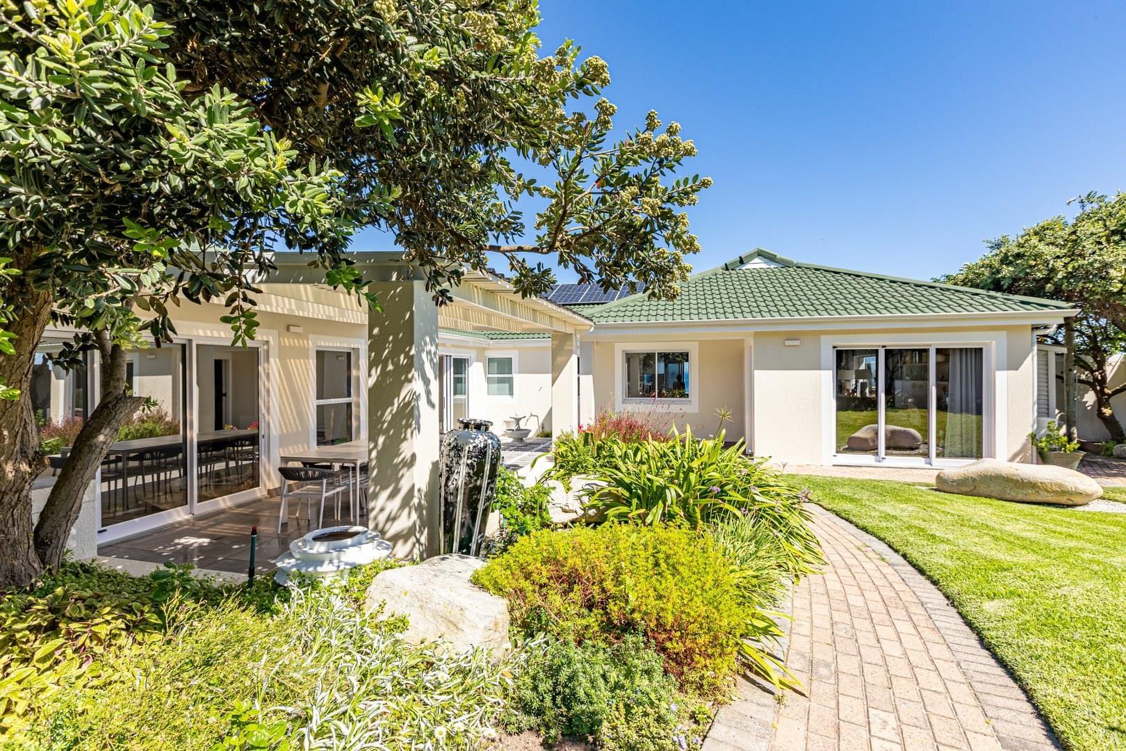 House in Hermanus, Western Cape, South Africa — photograph 4