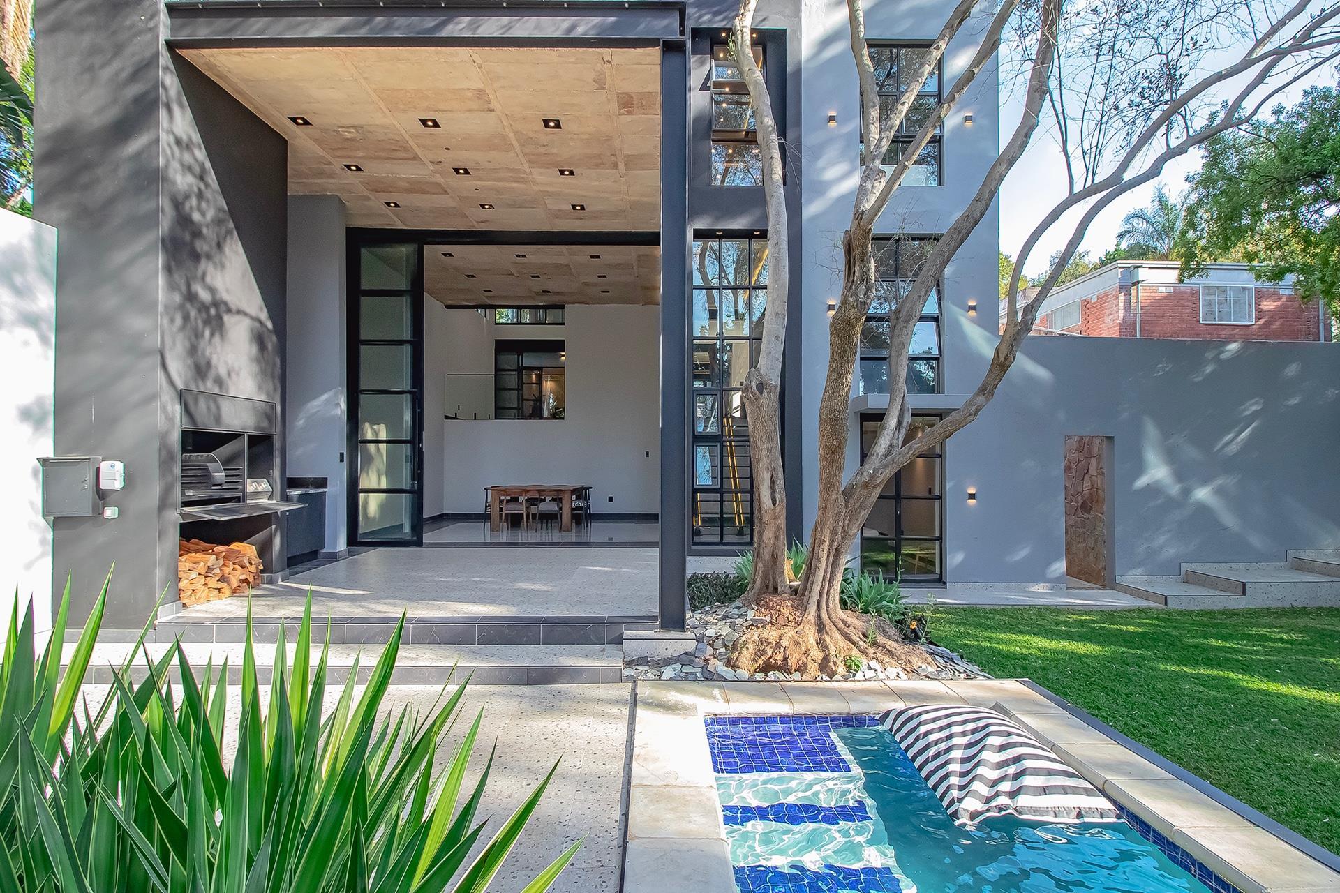 House in Pretoria, Gauteng, South Africa — photograph 1