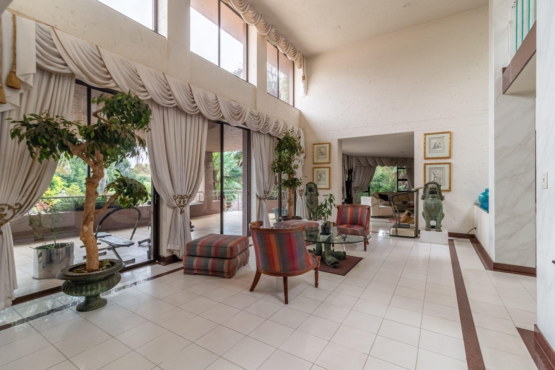 House in Bedfordview, Gauteng, South Africa — photograph 5