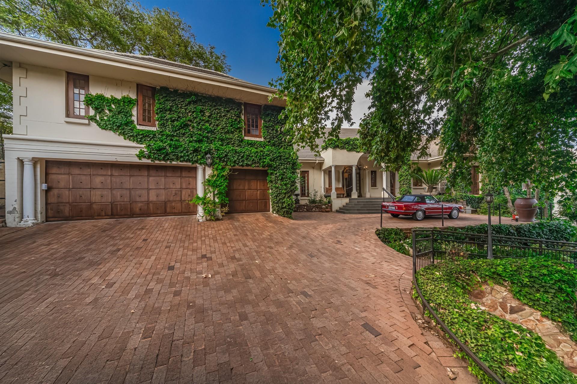 A landmark private estate, reimagined — photograph 3