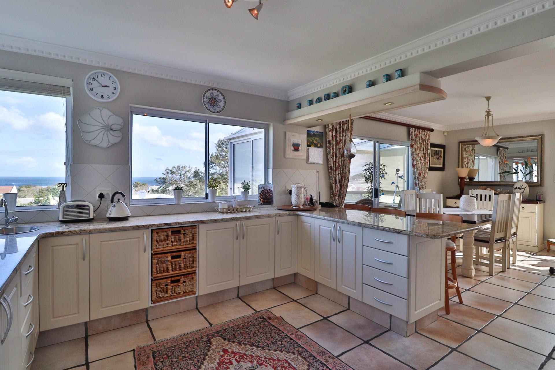 House in Hermanus, Western Cape, South Africa — photograph 4