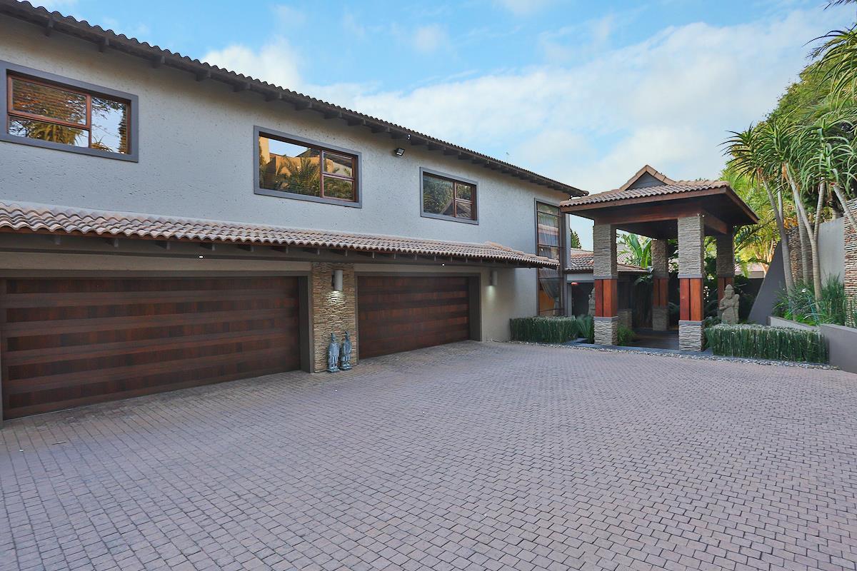 House in Bedfordview, Gauteng, South Africa — photograph 2