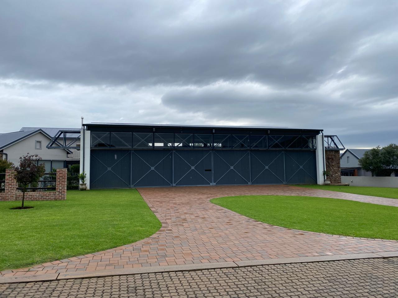 House in Hartbeespoort, North West, South Africa — photograph 2