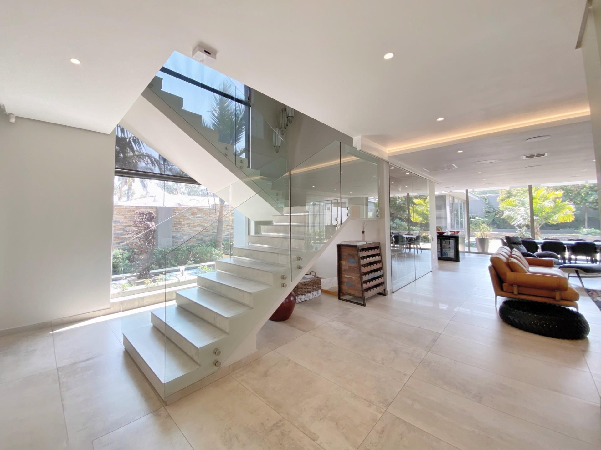 House in Bedfordview, Gauteng, South Africa — photograph 1