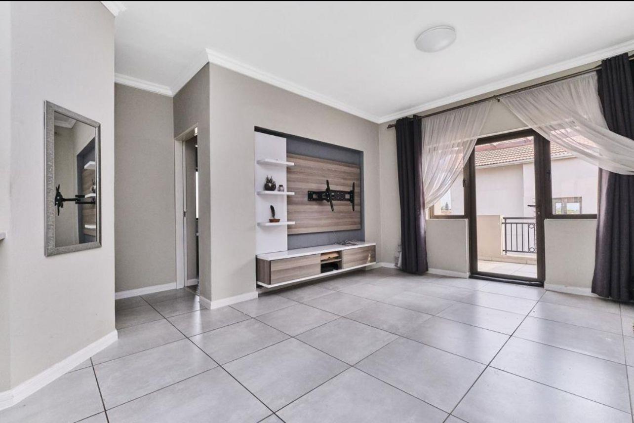 Apartment in Sandton, Gauteng, South Africa — photograph 4