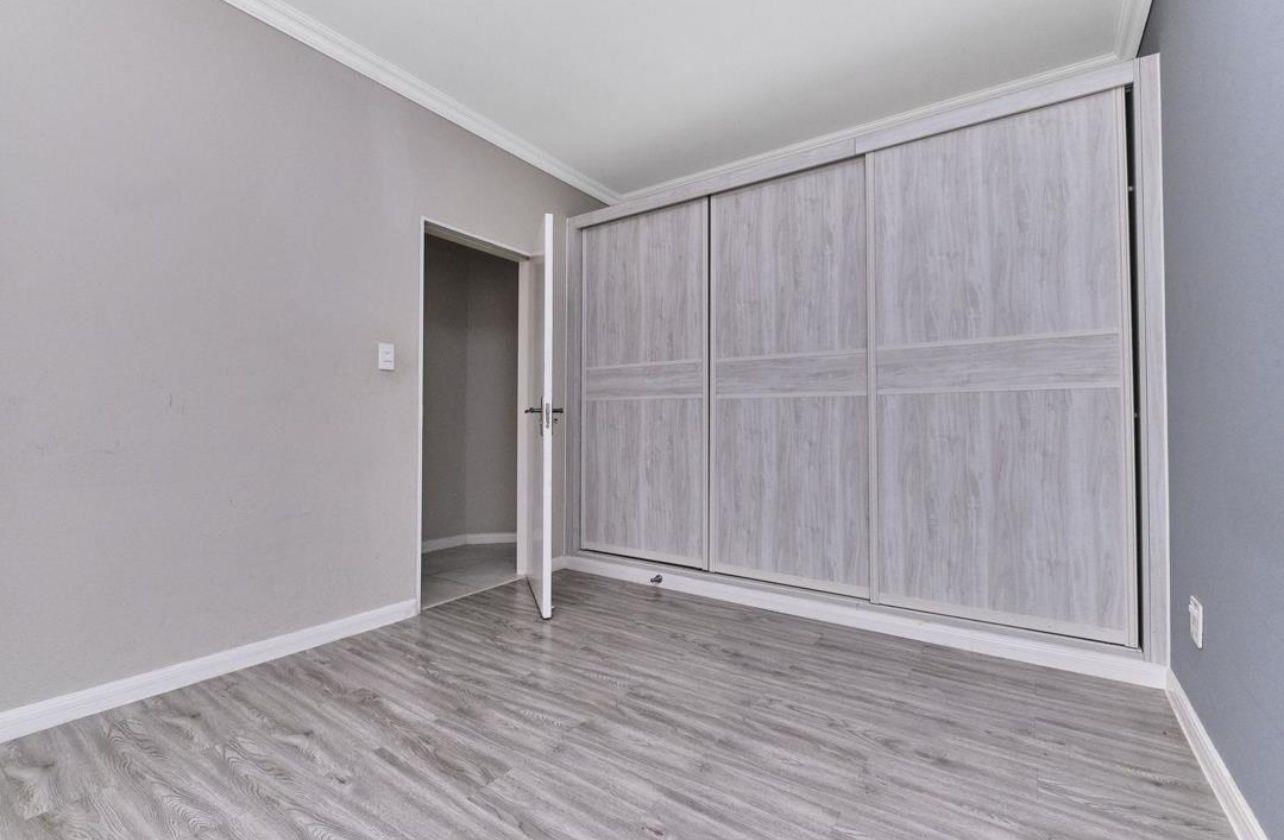 New Two-Bed Apartment in Fourways — photograph 5