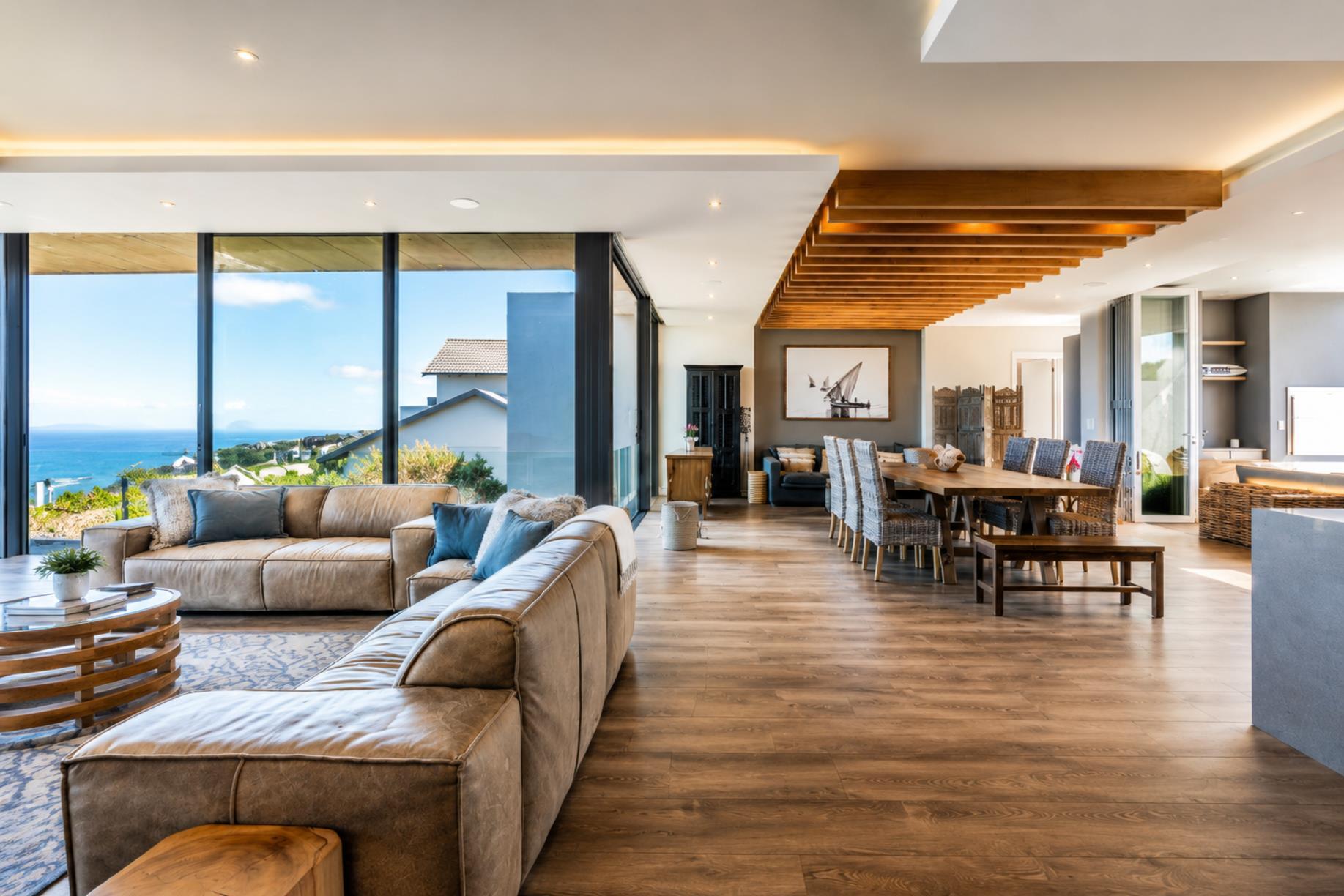 House in Mossel Bay, Western Cape, South Africa — photograph 3