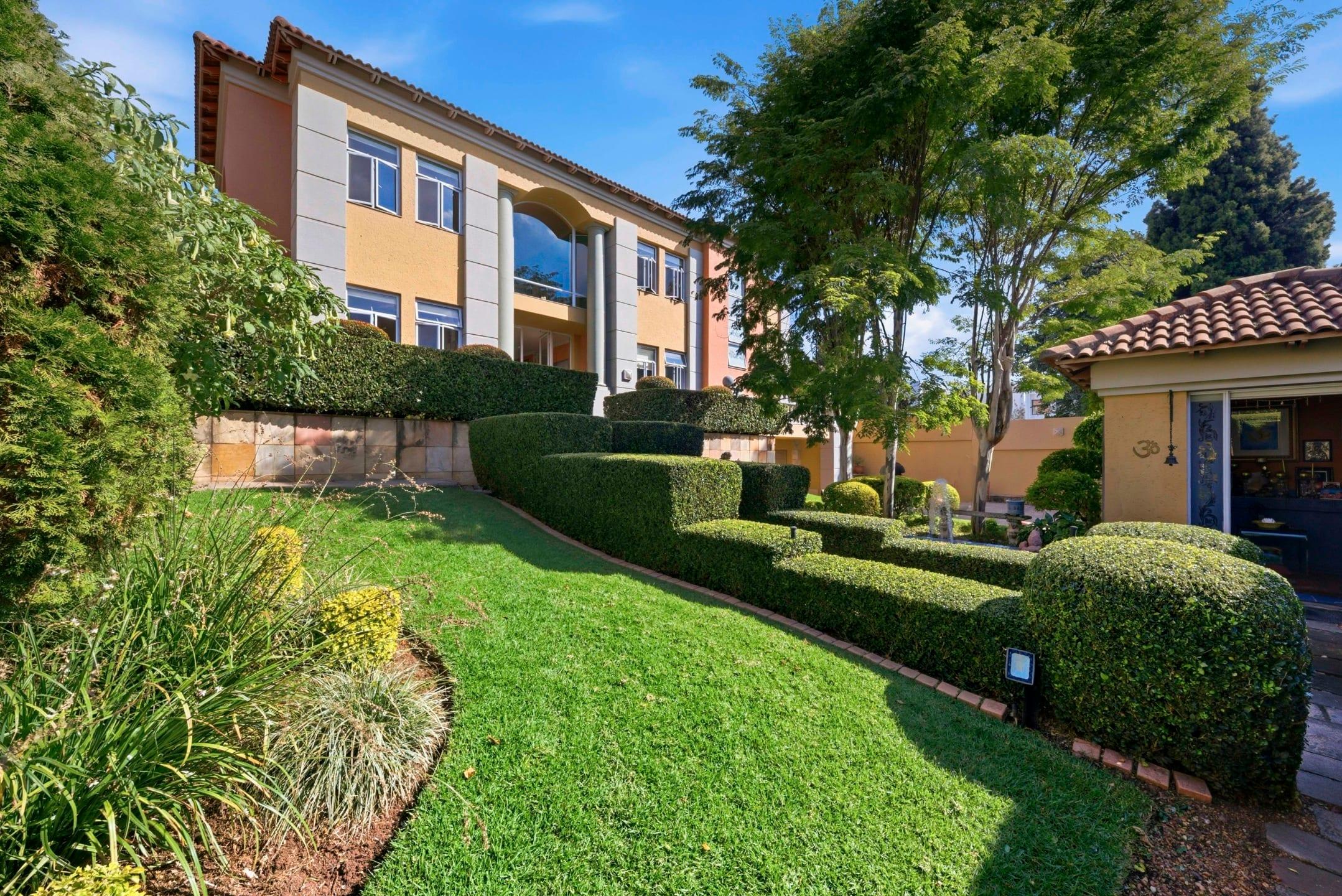 House in Sandton, Gauteng, South Africa — photograph 2