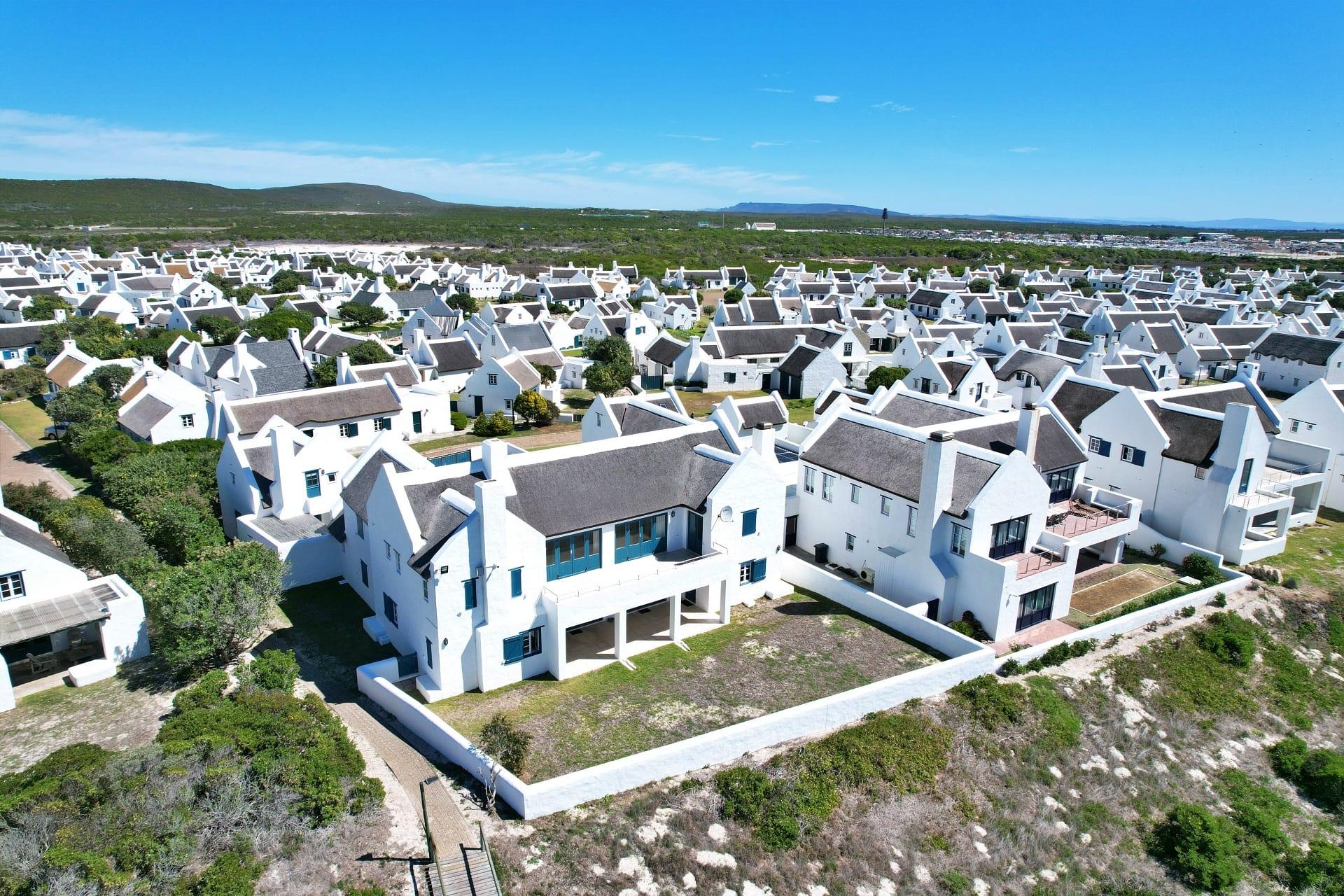 House in Struisbaai, Western Cape, South Africa — photograph 2