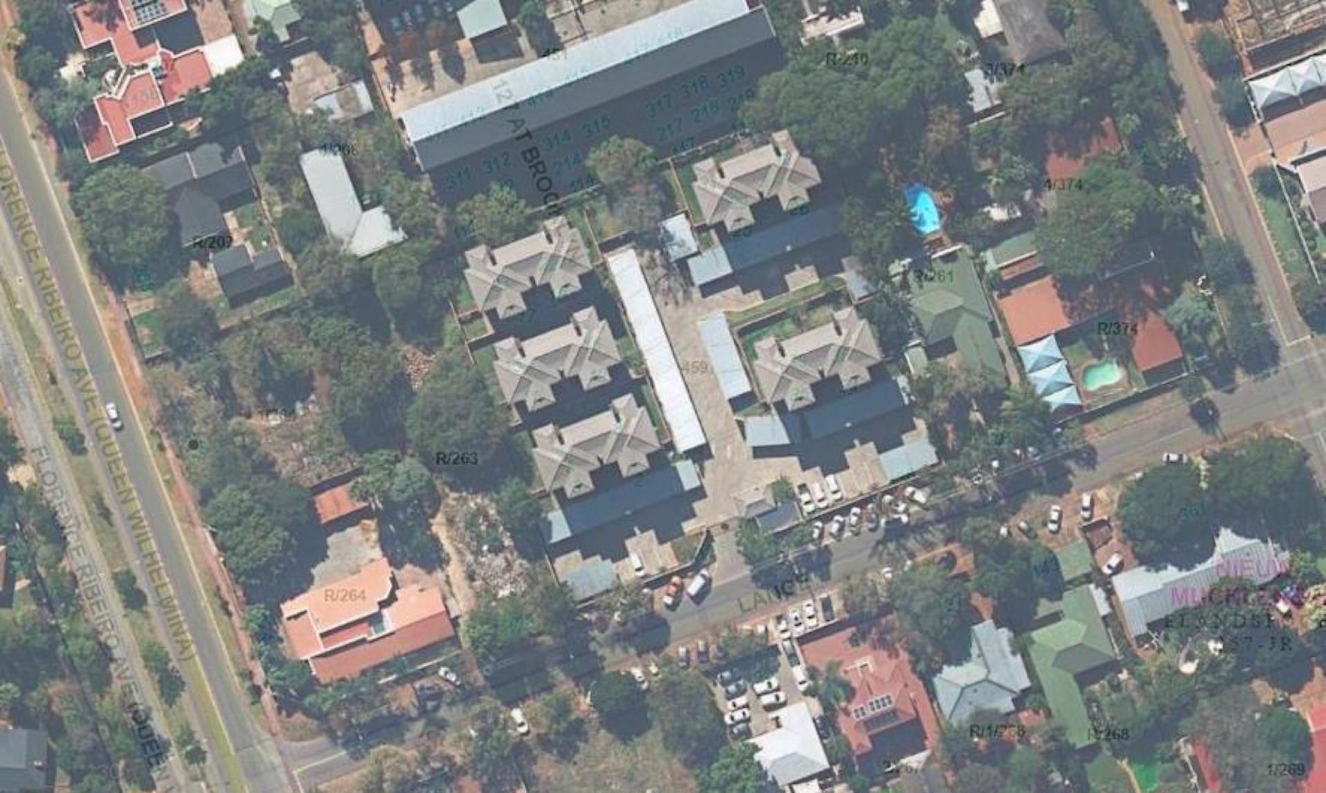 House on Mixed-Use Land — photograph 4