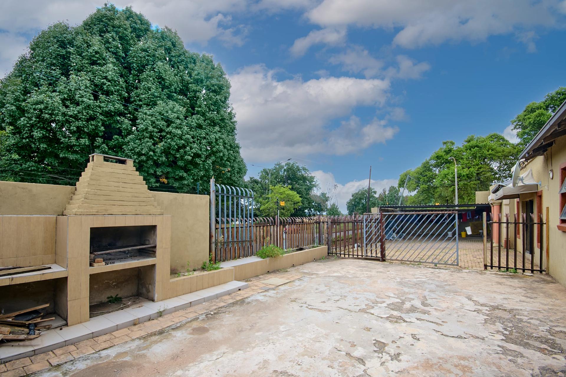 House for Sale in Georginia — photograph 3
