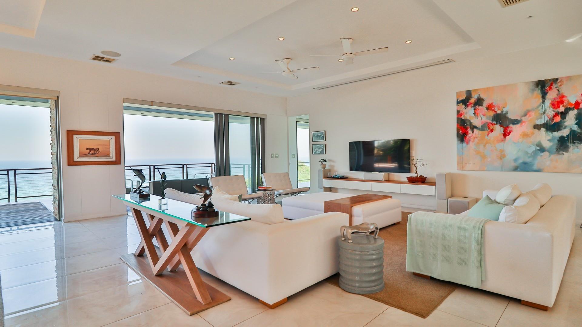 Seaside Splendour: A Modern Masterpiece — photograph 4
