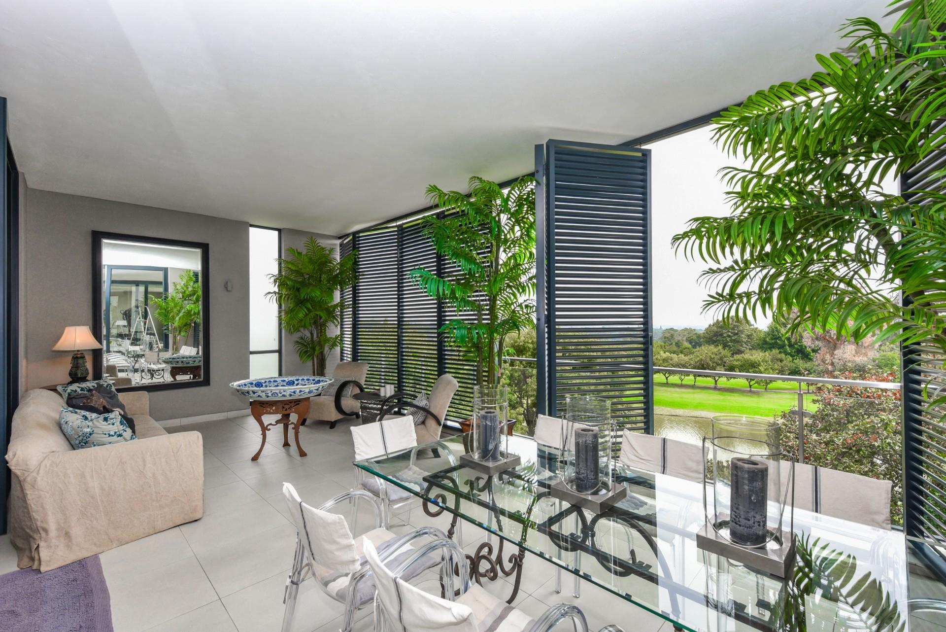 Houghton Golf-View Apartment — photograph 2
