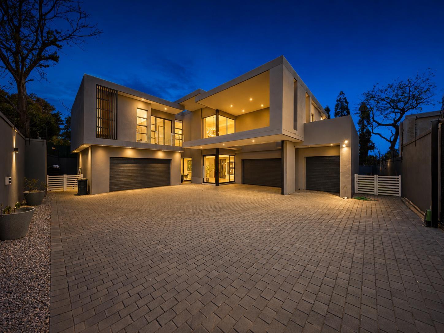 Contemporary Architectural Masterpiece — photograph 5