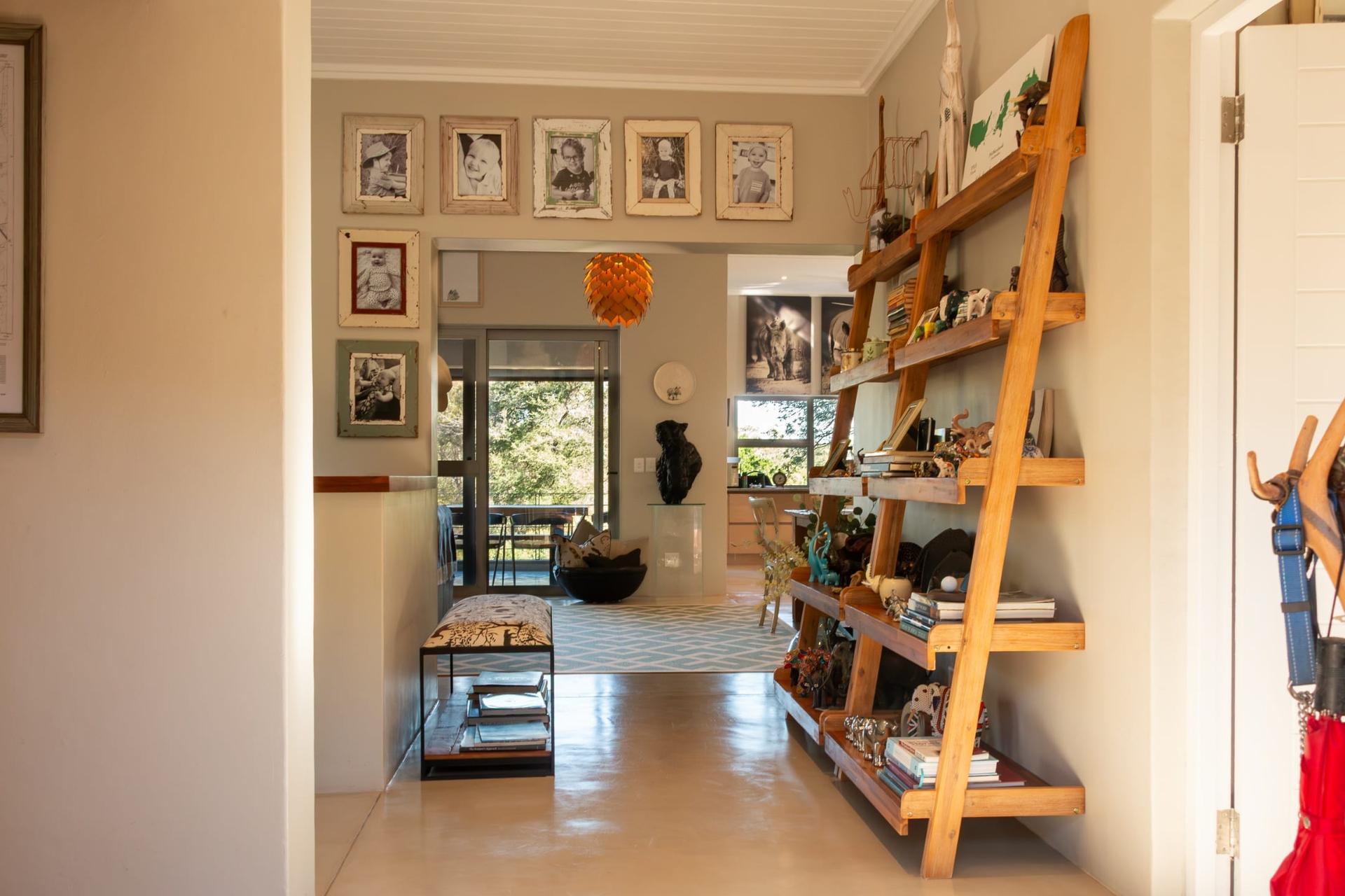 Luxury Off-Grid Bushveld Living — photograph 5