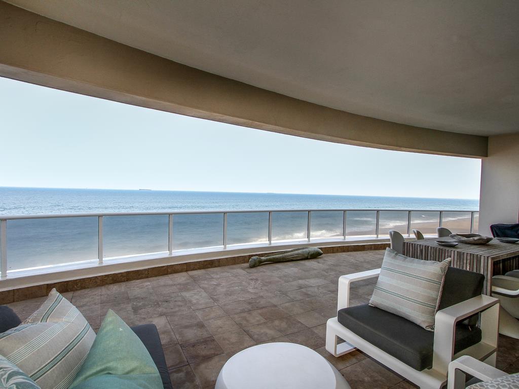 Apartment in Umhlanga, KwaZulu Natal, South Africa — photograph 2