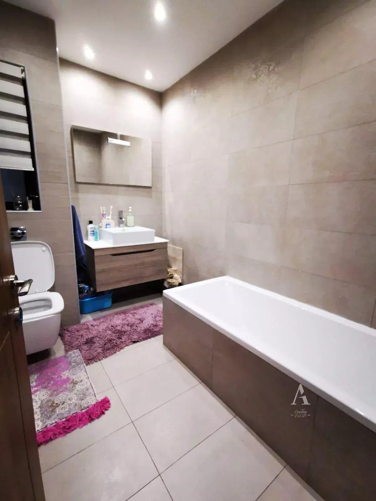 3-Bedroom Apartment in Naxxar — photograph 3