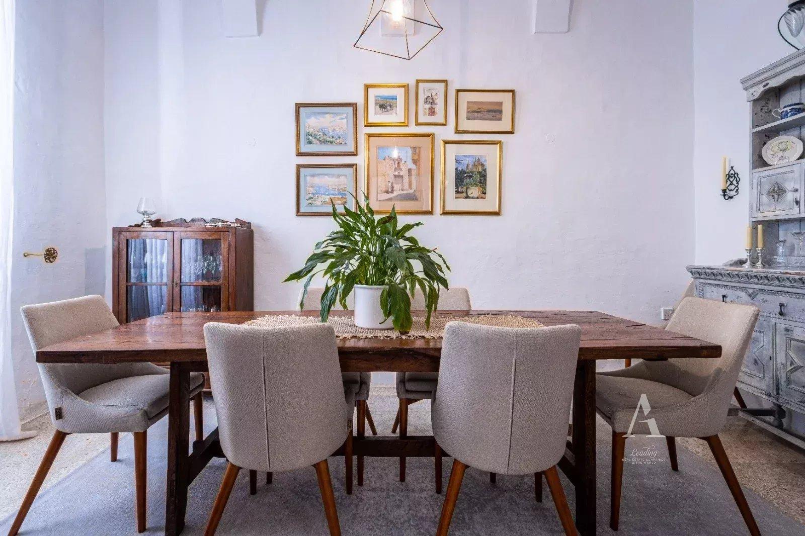 4-Bedroom Townhouse in San Ġiljan — photograph 5