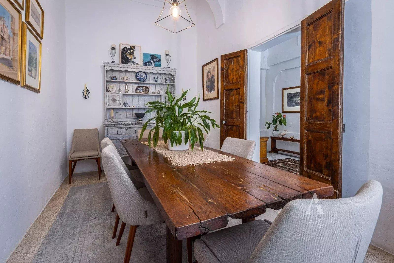 4-Bedroom Townhouse in San Ġiljan — photograph 4