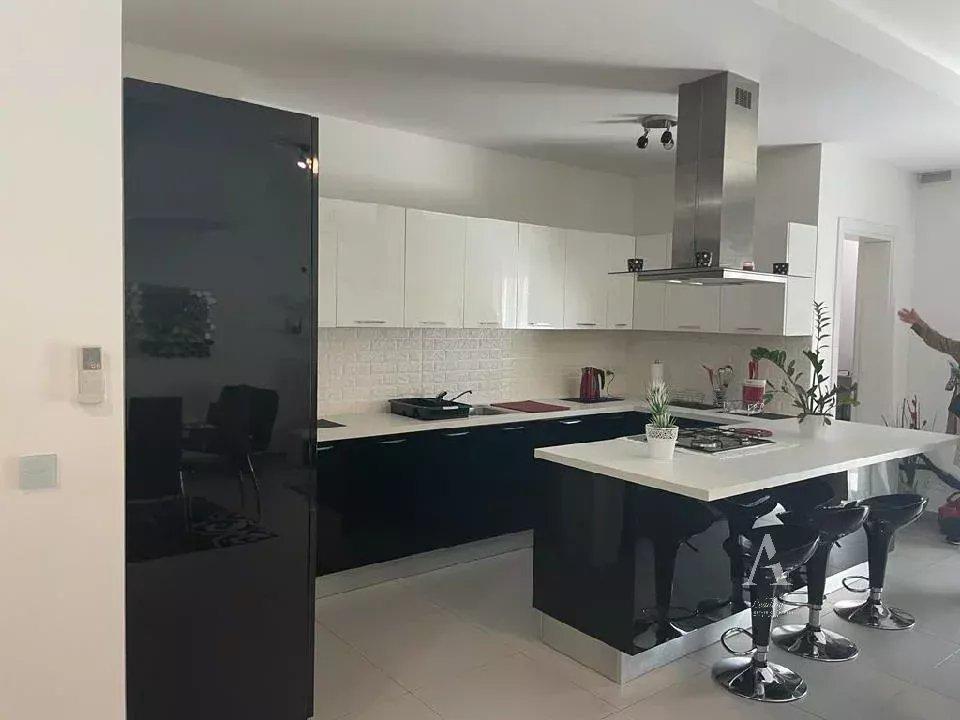 3-Bedroom Duplex in San Ġiljan — photograph 5