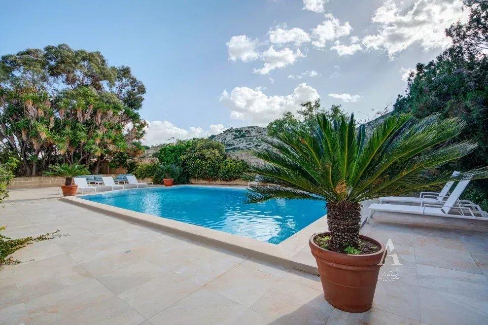 Furnished Bungalow in Naxxar — photograph 3