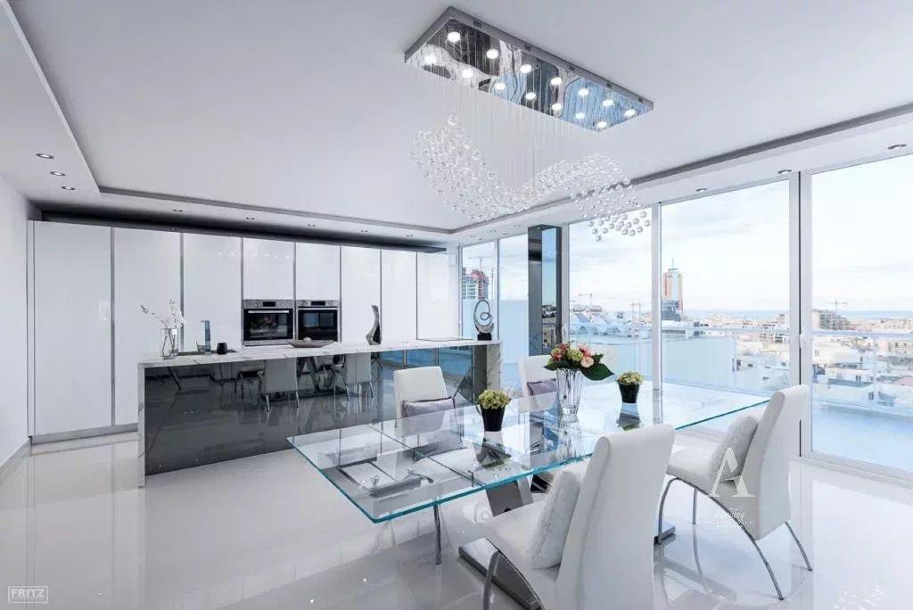 3-Bedroom Duplex in Swieqi — photograph 4