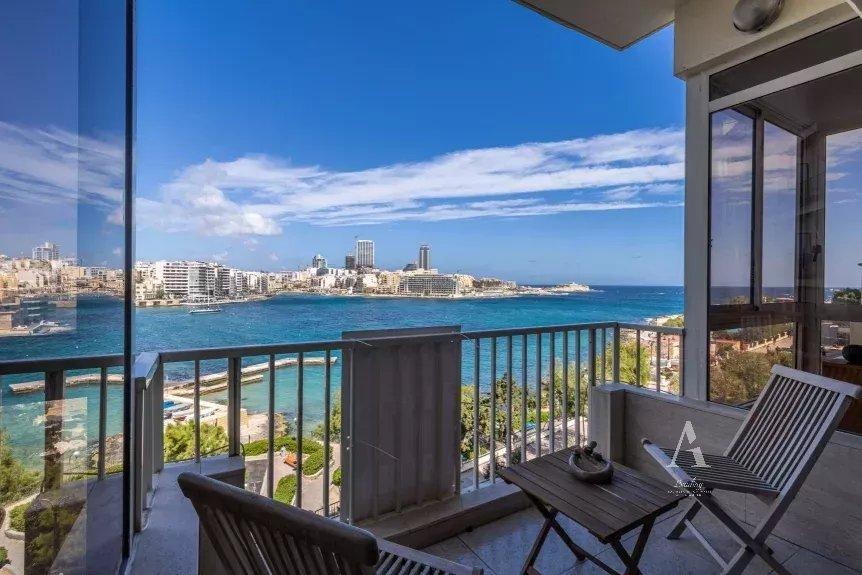 2-Bedroom Apartment in Sliema — photograph 2