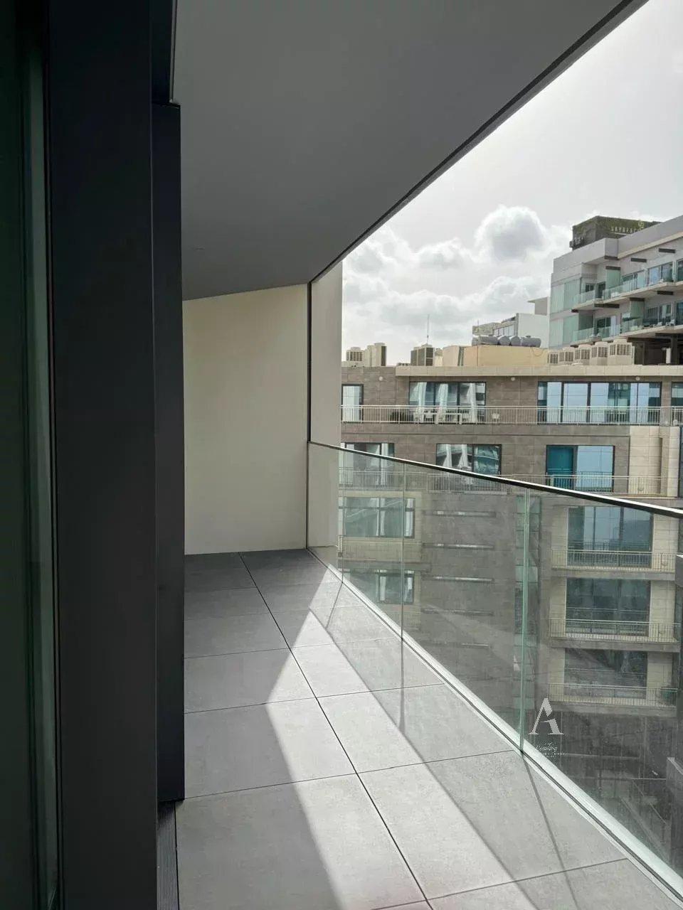 1-Bedroom Apartment in San Ġiljan — photograph 3