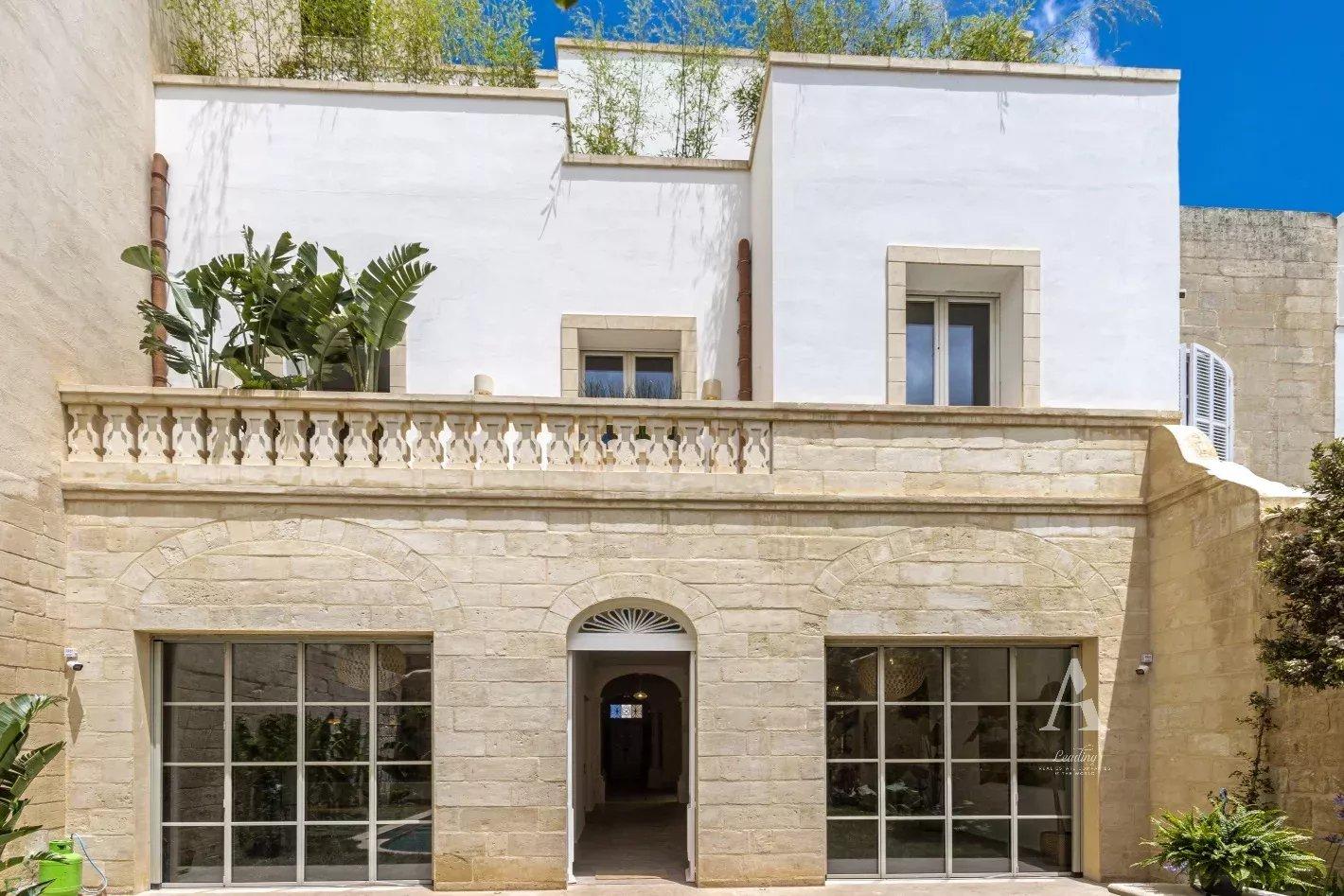 7-Bedroom Townhouse in Sliema — photograph 4