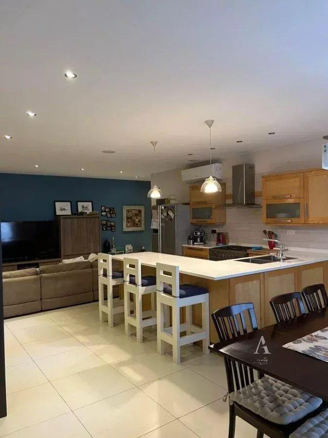 3-Bedroom Penthouse in Zabbar — photograph 2