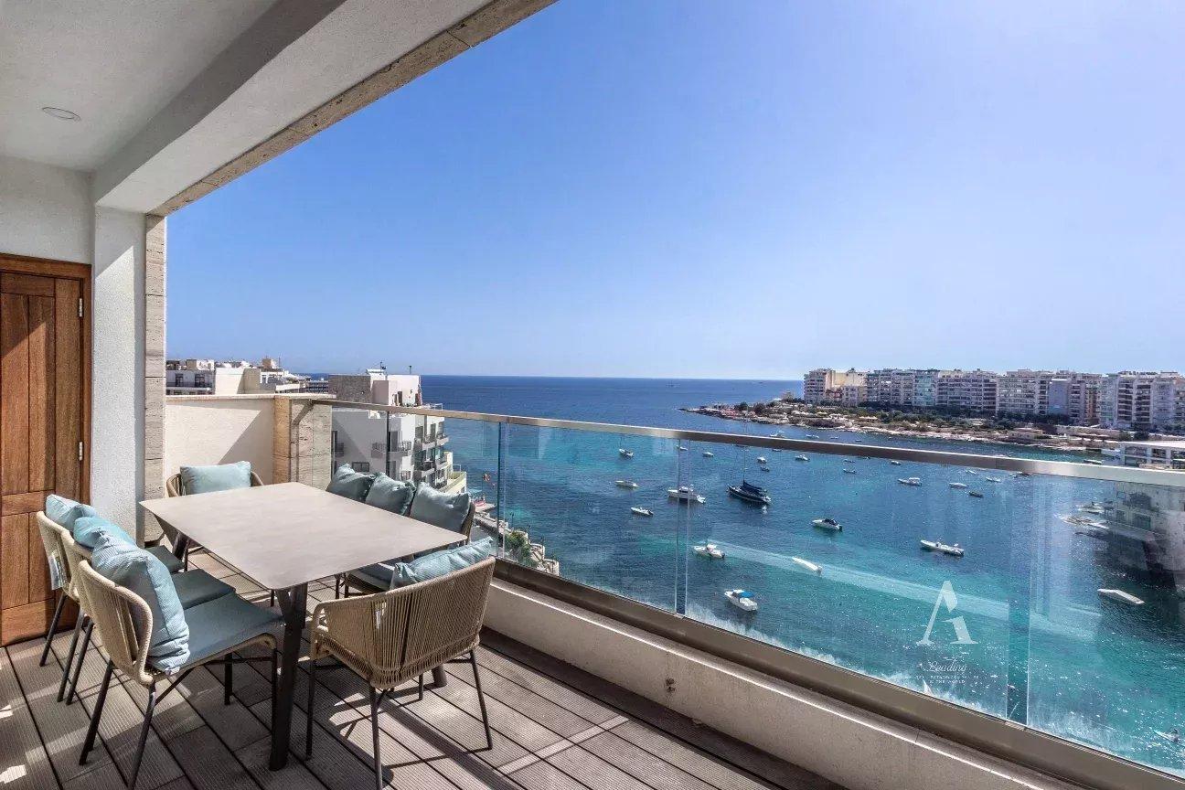 3-Bedroom Penthouse in San Ġiljan — photograph 2