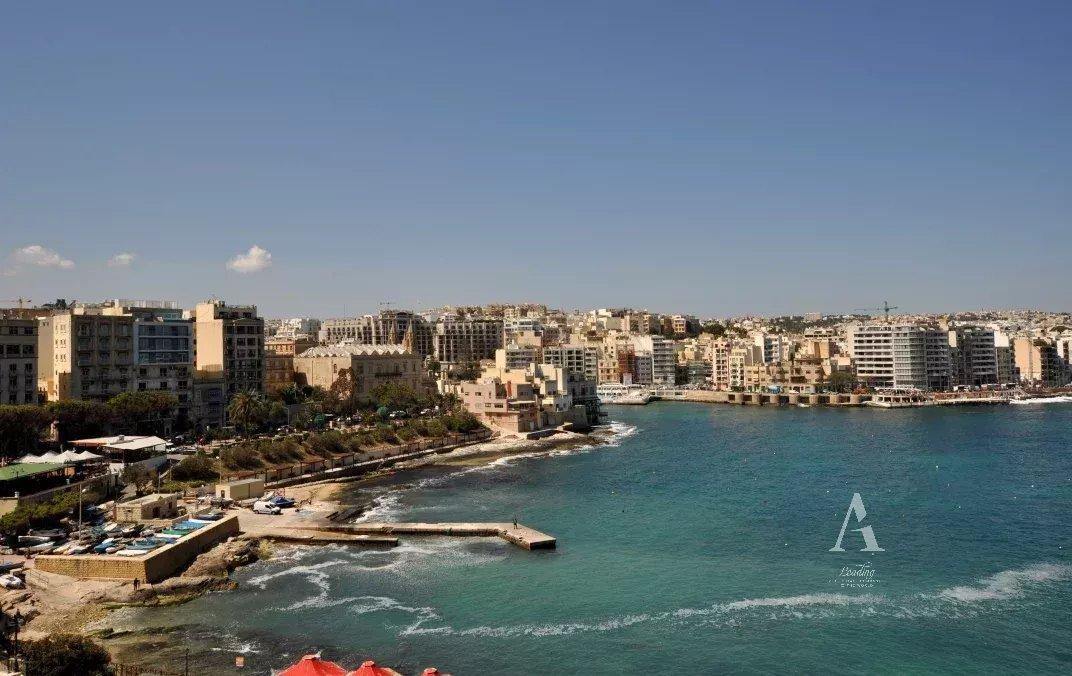 4-Bedroom Apartment in Sliema — photograph 5